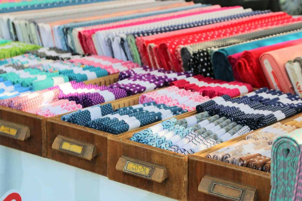 10 Dinge, die du auf dem Stoffmarkt kaufen solltest!