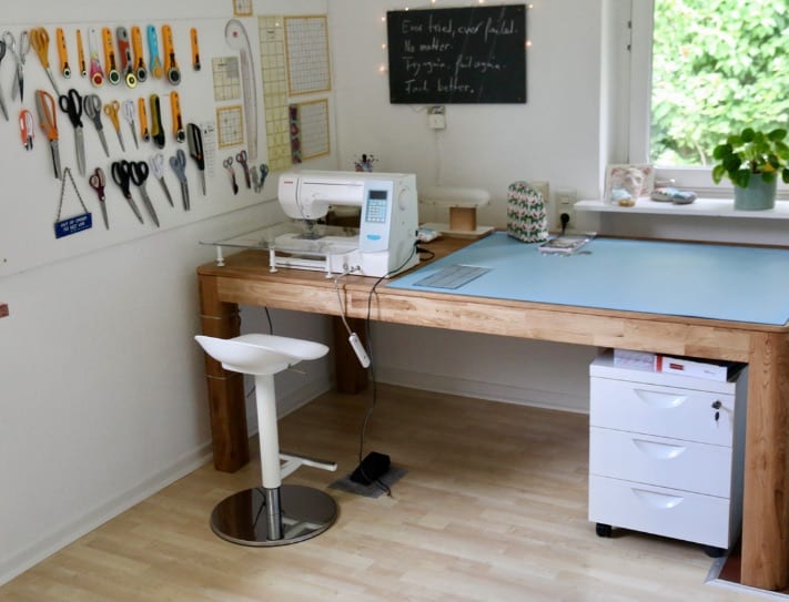 Nähzimmer einrichten mit 15 Hacks: So organisierst du deinen Nähplatz