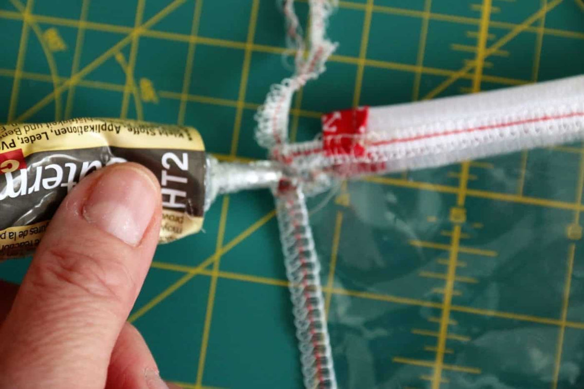 Fadenketten verkleben