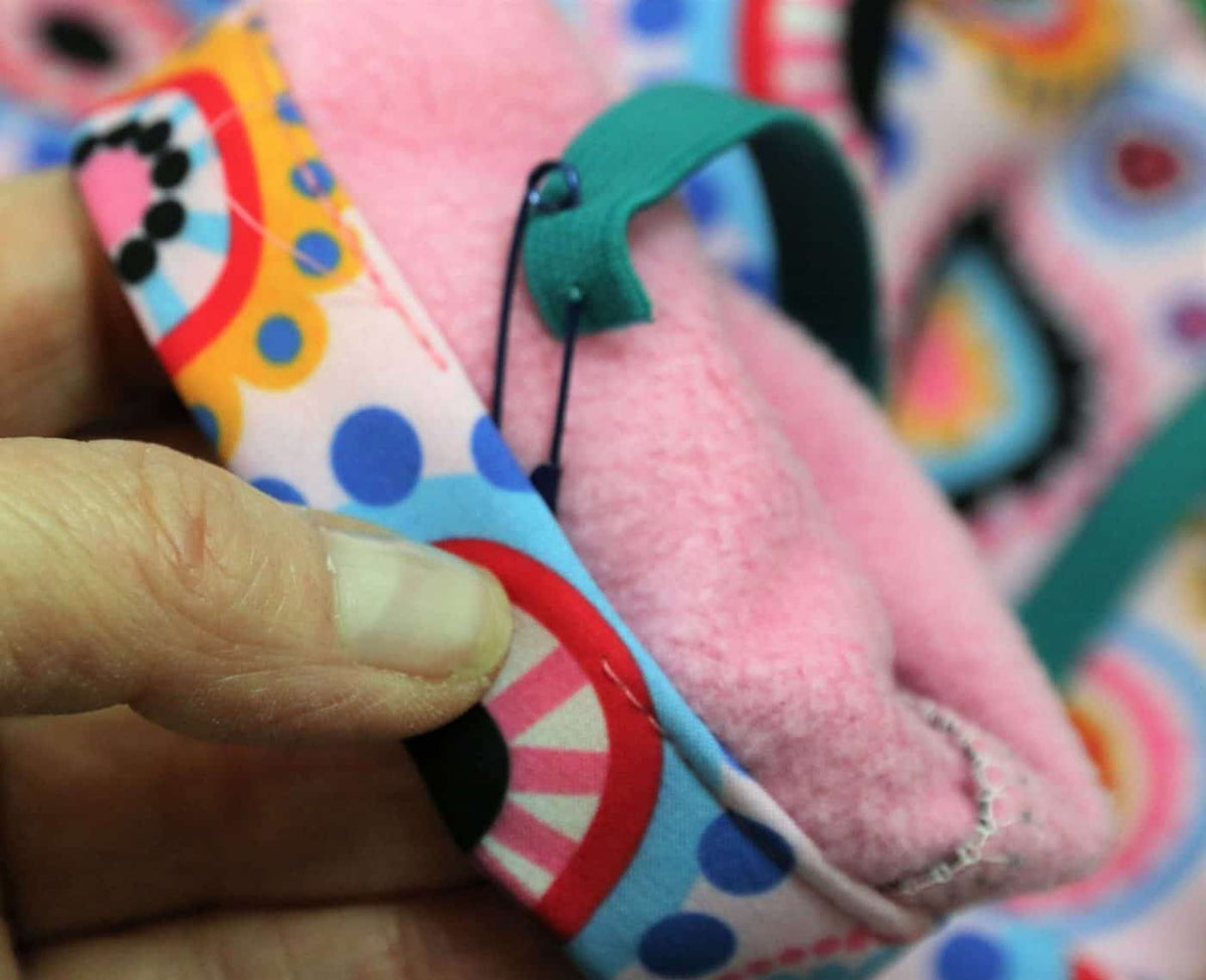 Gummiband einziehen