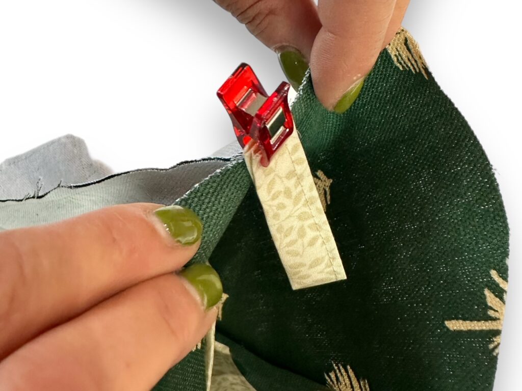 Schlaufe anbringen