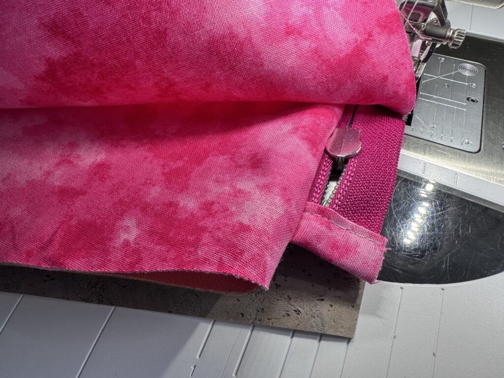 Zweites Außenteil und Futterteil