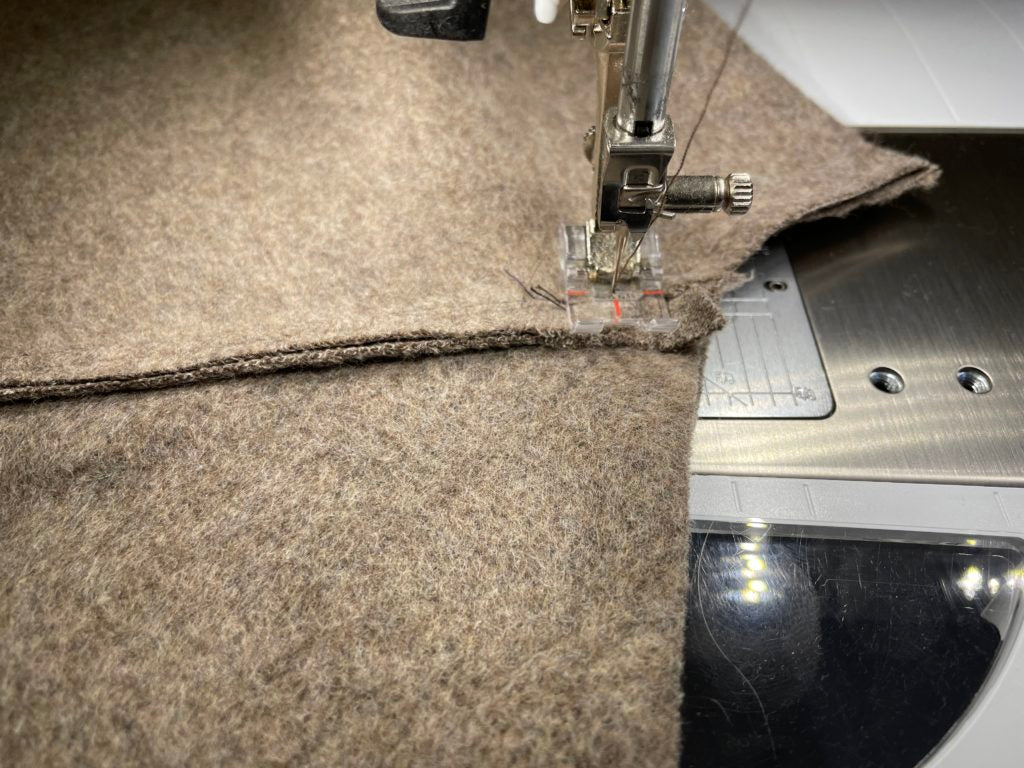 Seitennaht: elastisch zunähen