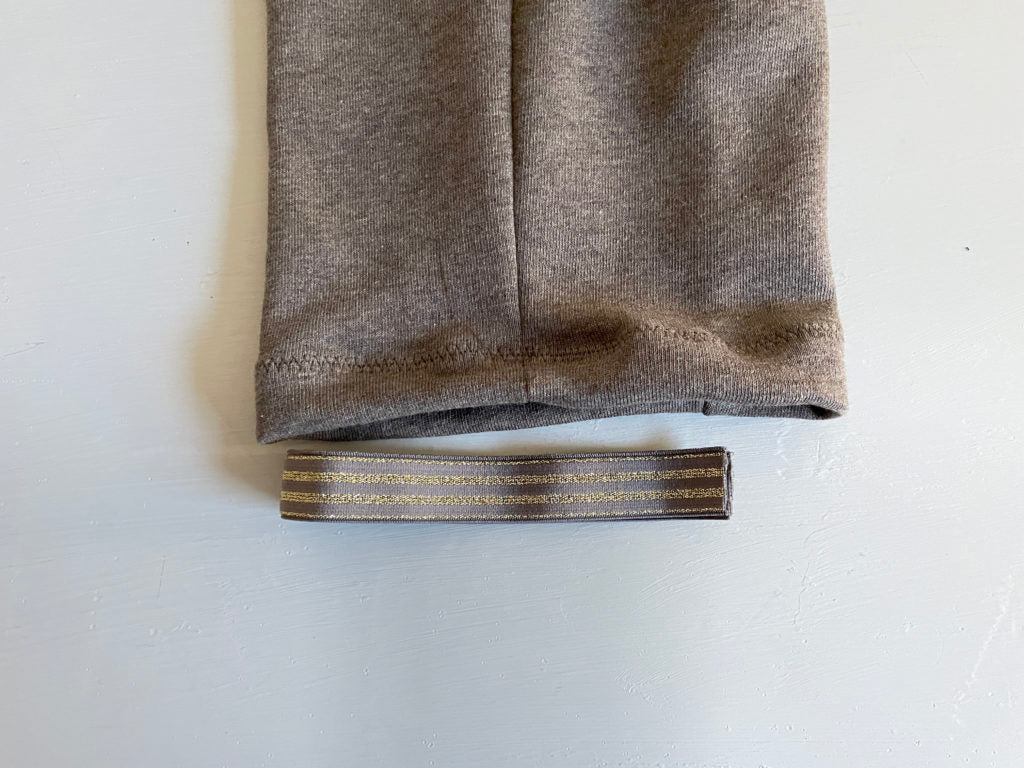 Saum-Gummiband zuschneiden