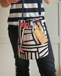 Bucket Bag "BO"