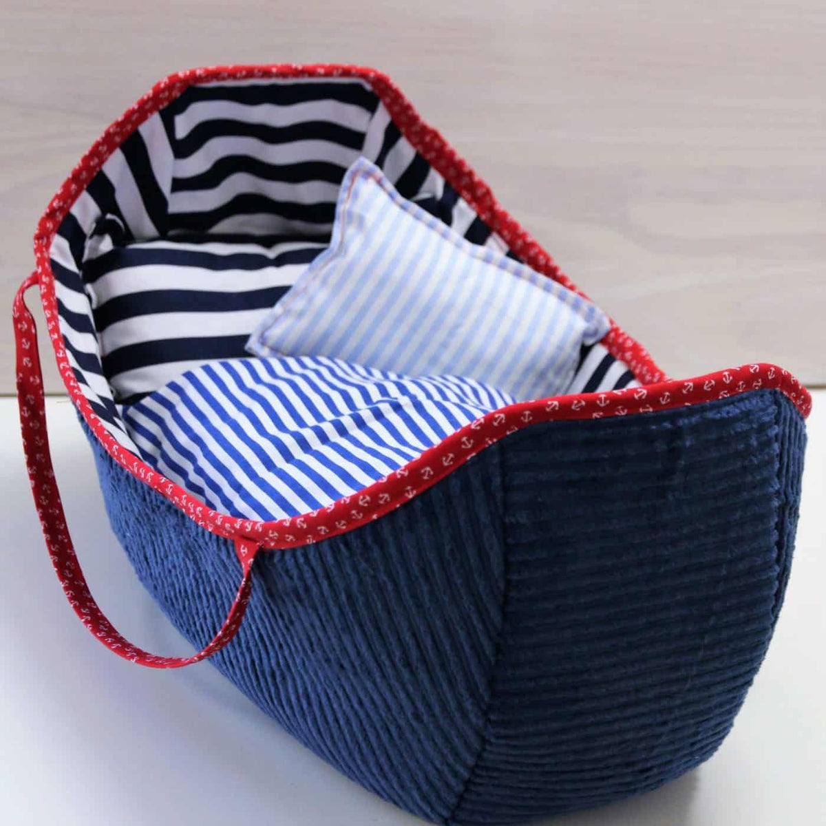 Schnittmuster Puppenbett XL