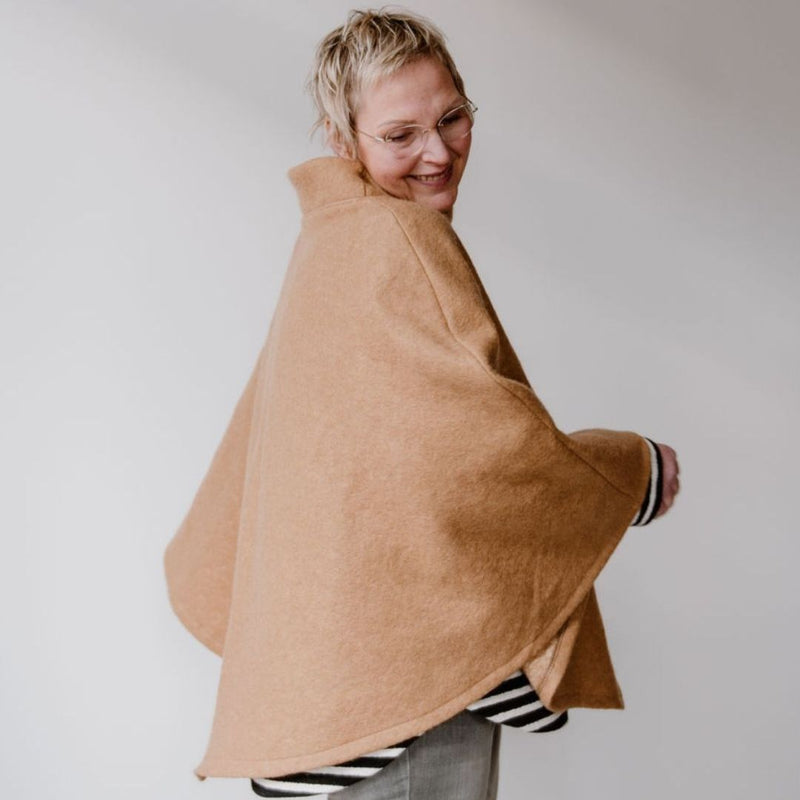 Poncho "MIRELIA"