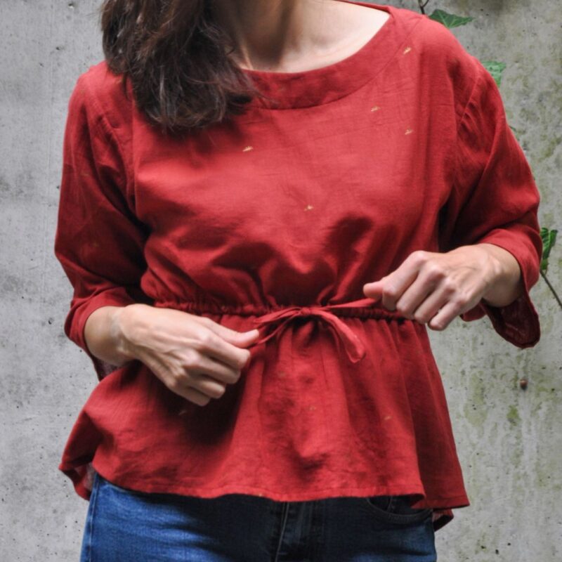 Blusenshirt nähen, Blusenshirt Schnittmuster, Blusenshirt JONTE, Bluse mit Tunnelzug Schnittmuster, Bluse mit Volant und Schößchen nähen